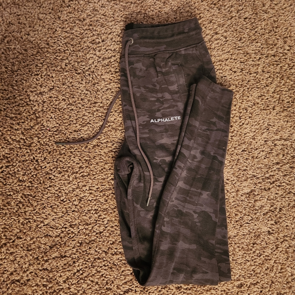 Alphalete Jogger Sweatpants